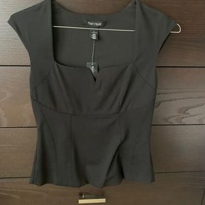 White House black market black shell size 6